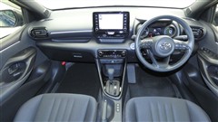 ヤリス ハイブリッド G