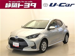 トヨタ ヤリス ハイブリッド X