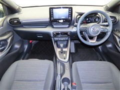 ヤリス ハイブリッド Z