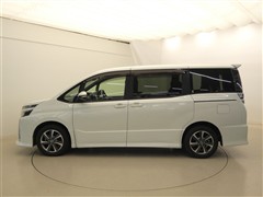 ヴォクシー ZS