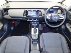 フィット HV ホーム カーサ