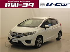 フィット ハイブリッド F