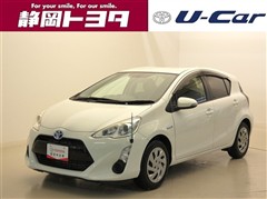 トヨタ アクア S