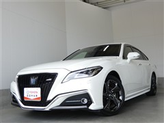 クラウンハイブリッドRSリミテッド