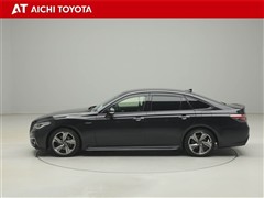 クラウン ハイブリッド RS