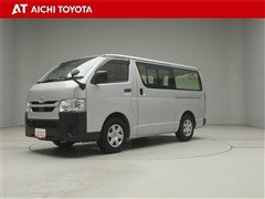 ハイエースバン デラックス