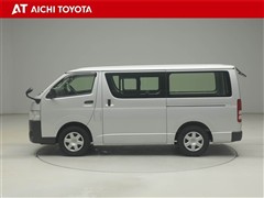 ハイエースバン デラックス