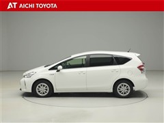 プリウスアルファ S