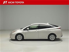 プリウス Sセーフティプラス