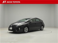 トヨタ　プリウス S