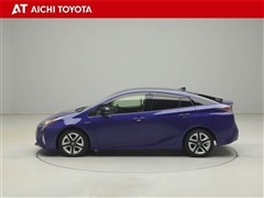 プリウス Sセーフティプラスツートー