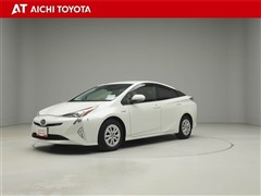 プリウス Sセーフティプラス