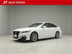 クラウンハイブリッド RS