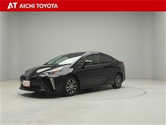 トヨタ プリウス Sセーフティープラス 2