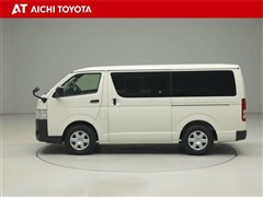 ハイエースバン DX