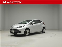 トヨタ　アクア X