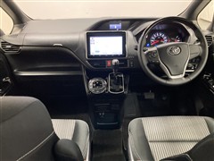 ノア SI 8ニン 4WD サンルーフ