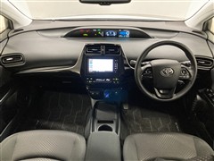 プリウス S セーフティプラス2