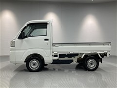 ピクシストラックスタンダード4WD