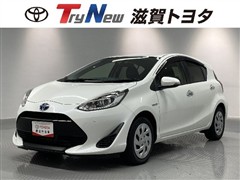 トヨタ　アクア S スタイルブラック