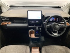 シエンタHEV Z 7ニン BSM