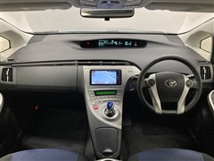 プリウス S ナビ Bカメラ