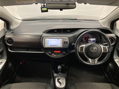 ヴィッツ ジュエラ ナビETC