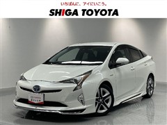 トヨタ プリウス A ツーリングセレクション