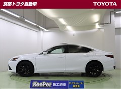 ES300h Fスポーツ