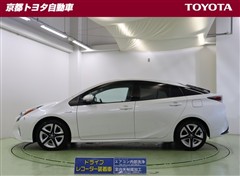 プリウス A ツーリングセレクション