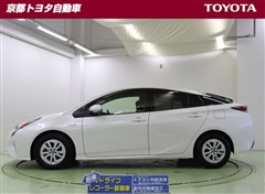 プリウス S セーフティ-プラス