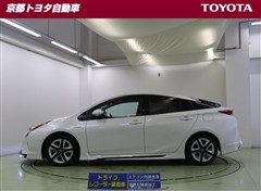 プリウス A ツーリングセレクション