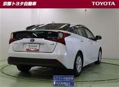 プリウス S セーフティ-プラス2