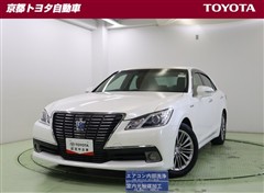 トヨタ　クラウンロイヤル HV ロイヤルサルーン