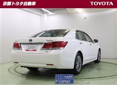 クラウンロイヤル HV ロイヤルサルーン