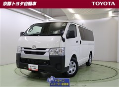 トヨタ ハイエースバン DX 2WD