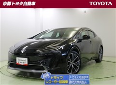 トヨタ プリウス Z