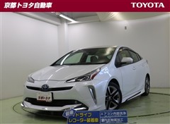 トヨタ プリウス AツーリングS