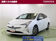 トヨタ プリウス A