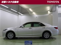 クラウンロイヤル HV ロイヤルサルーン