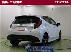 アクア GR スポーツ