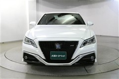 クラウンHV RS アドバンス