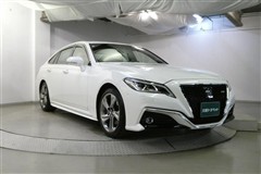 クラウンHV RS アドバンス