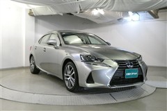 IS300h バージョンL