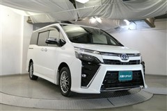 ヴォクシーHV ZSキラメキ3