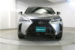 UX200 Fスポーツ