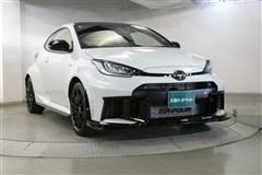 GRヤリス RZ ハイパフォーマンス
