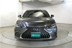 ES300h バージョンL