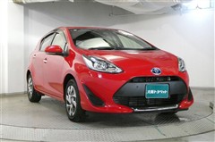 アクア S スタイルブラック