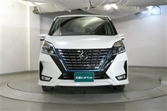 セレナ e-パワー ハイウェイスターV